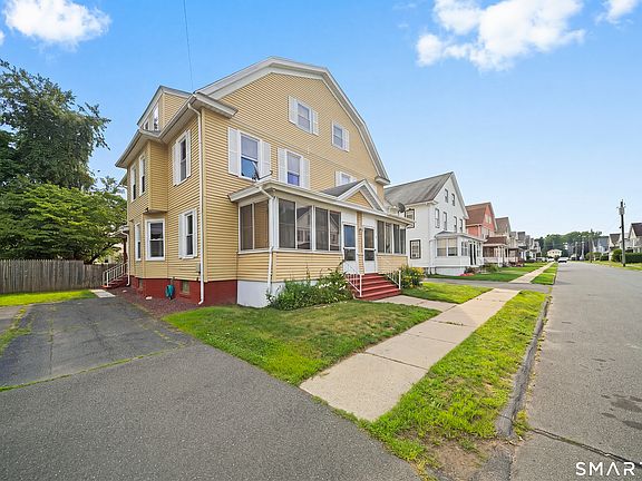 3rd image of 44 Bigelow Ave
