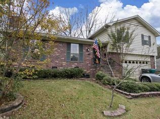 808 N Shackleford Rd, Little Rock, AR 72211