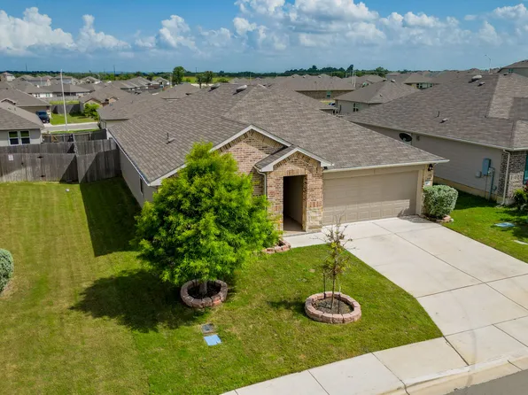 908 PRONGHORN TRL, Seguin, TX 78155