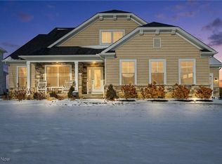 36626 W Shore Pkwy, North Ridgeville, OH 44039