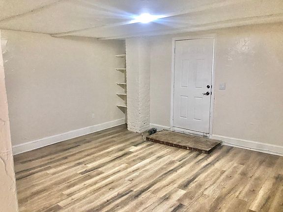 4th image of 905 Southwest Ave #5