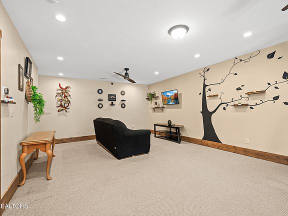 29th image of this home