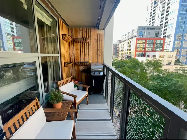 1150 J St #0, San Diego, CA 92101