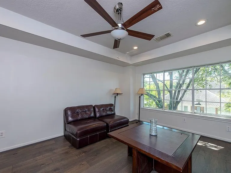 14111 Manderly Dr — Photo 33