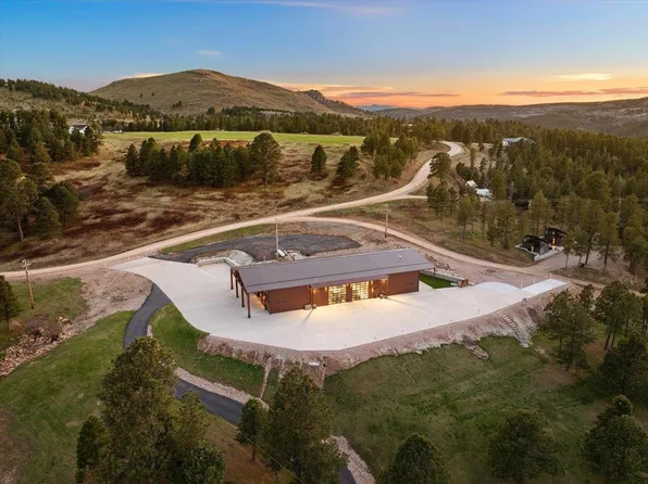 20811 Mattson Ln, Sturgis, SD 57785