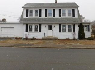 1 Walker Ave, Taunton, MA 02780