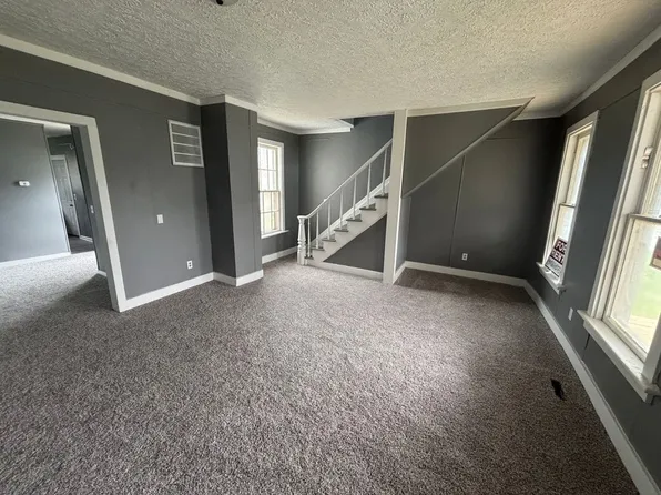 621 1/2 E Adams St, Sandusky, OH 44870
