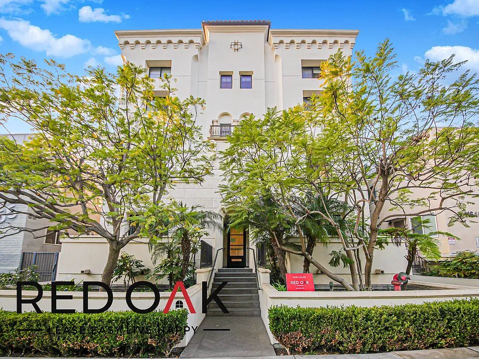 Acacia Apartments