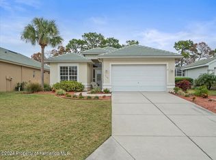 9165 Penelope Dr, Weeki Wachee, FL 34613