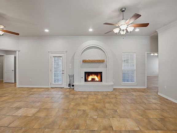 5th image of 6005 Nottingham Ln