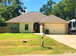 345 Gilbert St, Sour Lake, TX 77659