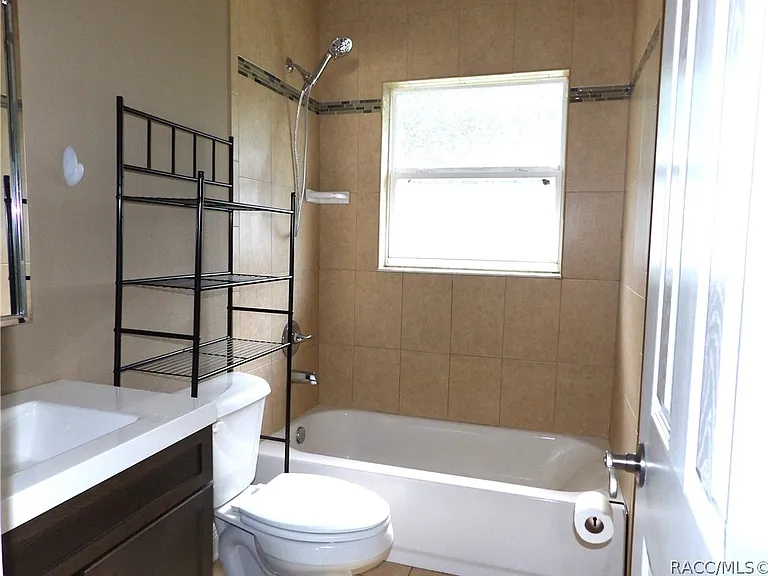 1006 Sherwood Ave — Photo 16