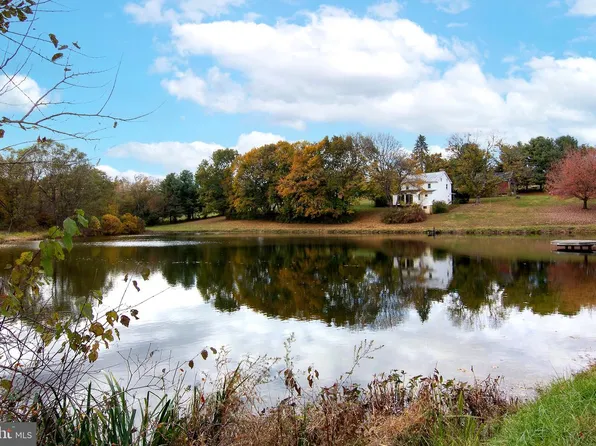 2425 Mount Ventus Rd, Manchester, MD 21102