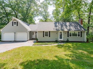 23 Trailsend Dr, Canton, CT 06019