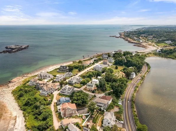 49 Summit Ave, Hull, MA 02045