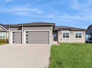 3018 NE 17th St, Ankeny, IA 50021