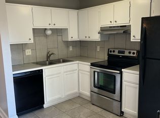 300 Elks Cv APT 3, Lafayette, LA 70508