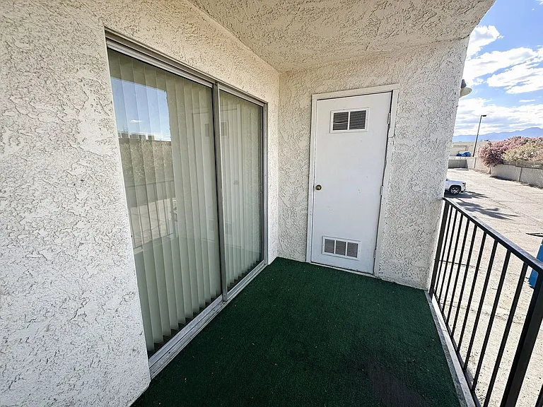 4744 Sand Creek Ave — Photo 7