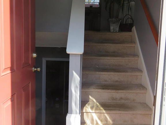 2nd image of 3382 Village Ct NE