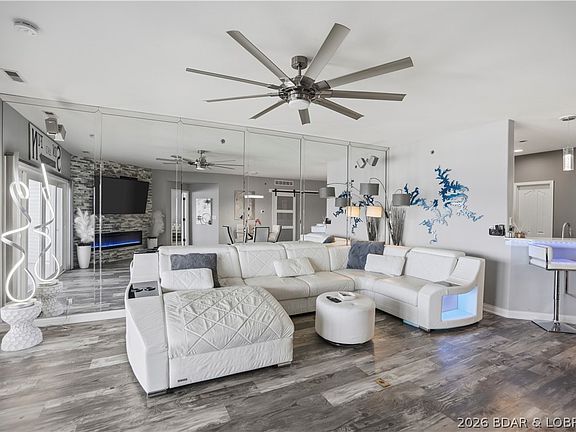 3rd image of 4499 Ski Dr Unit 136