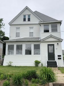 103 Brown Ave, Holyoke, MA, 01040