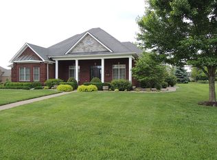 333 Foxtail Rd, Versailles, KY 40383