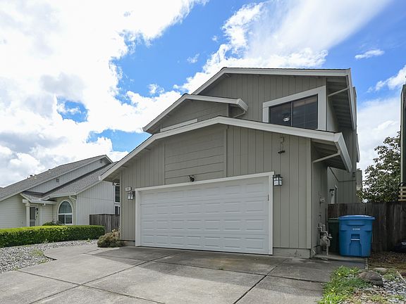 2nd image of 7481 Maximillian Pl