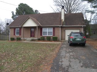 1003 Foxmoor Dr, Clarksville, TN 37042