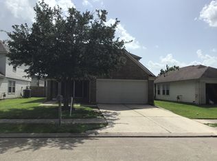 8019 Safflower Dr, Baytown, TX 77521