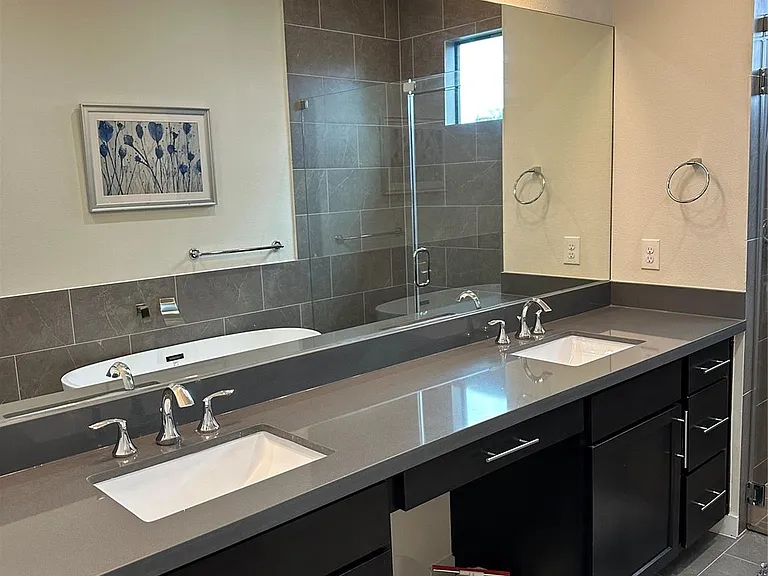 2616 Riverside Dr #B — Photo 15