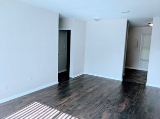 911 S Blount St APT F, Raleigh, NC 27601