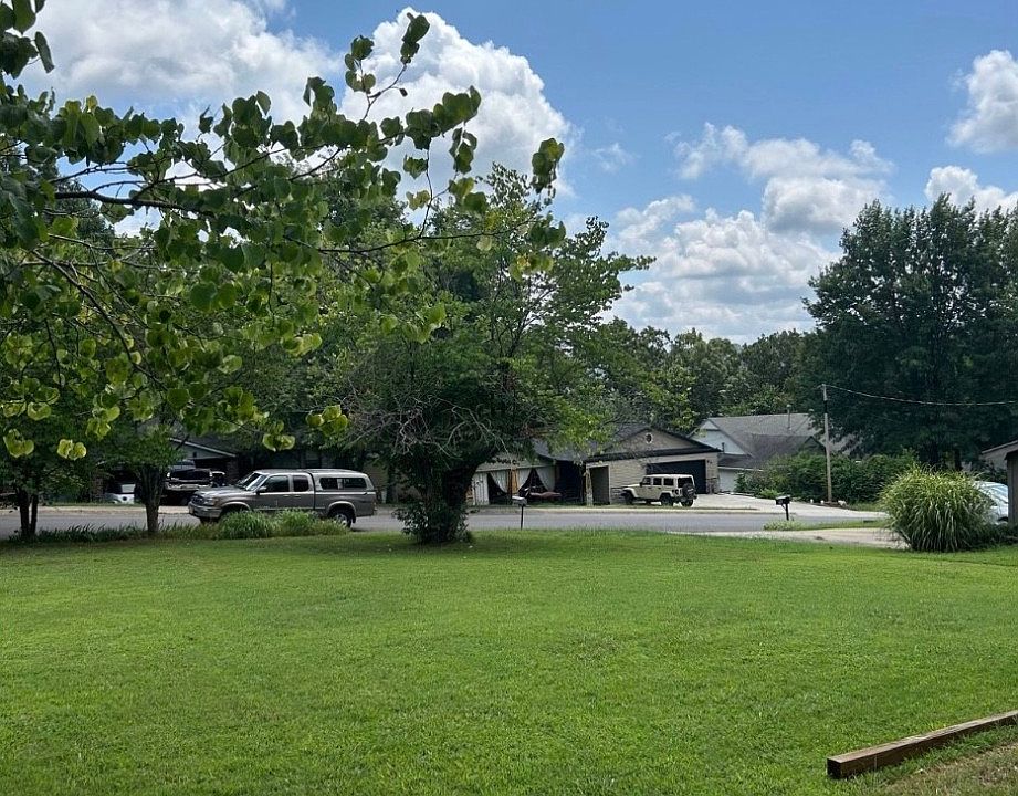 1st image of LOT 2 N Briarwood Ln