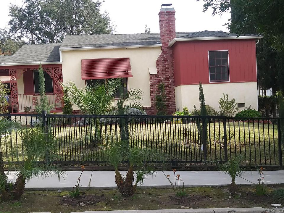 Beautifully landscaped and professionally maintained.