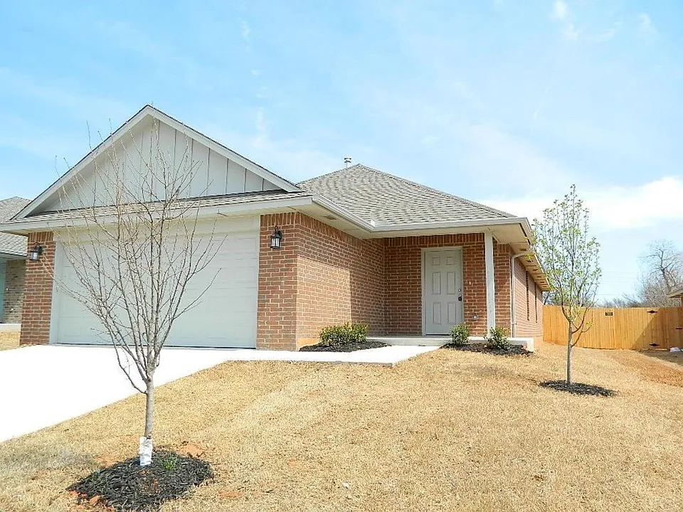206 Saint Charles Way