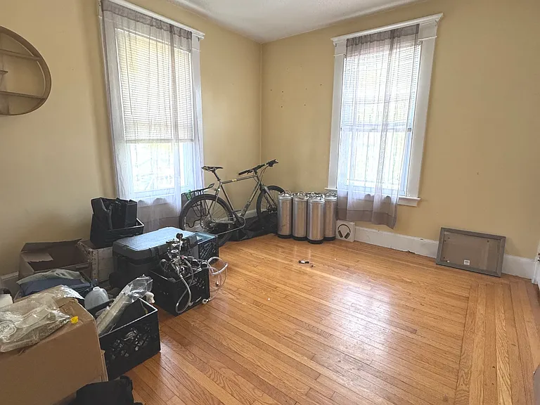 1869 Chapel St #2 — Photo 16