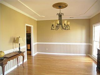 2nd image of 907 Greenway Dr