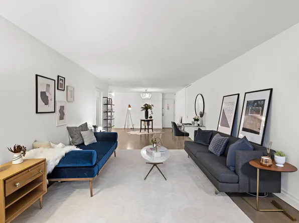 400 East 54th Street image 6 of 24