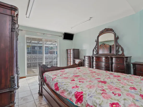 1728 West 2nd Street image 4 of 18