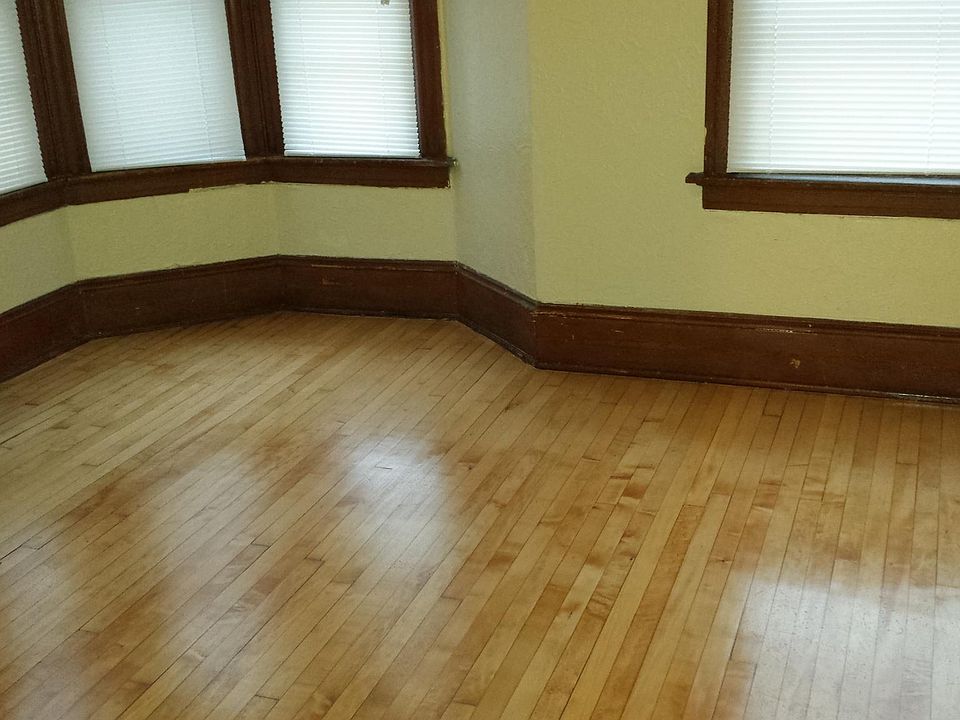 1st image of 3030 N Fratney St APT 3