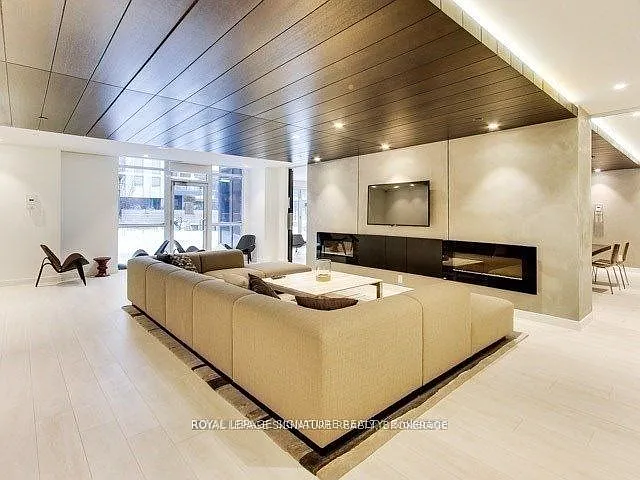 170 Sumach St #1810 — Photo 19