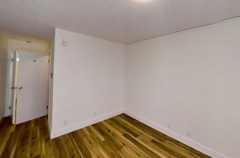 290 Lee Street — Photo 10