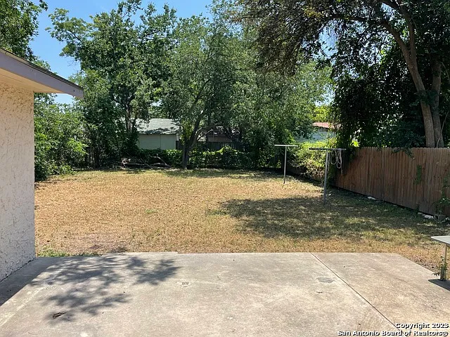 834 Porter St — Photo 12