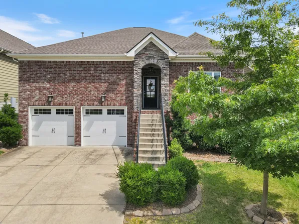 1353 Duns Ln, Nolensville, TN 37135