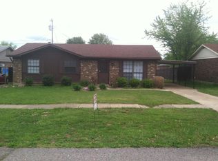2515 Lake Rd, Radcliff, KY 40160
