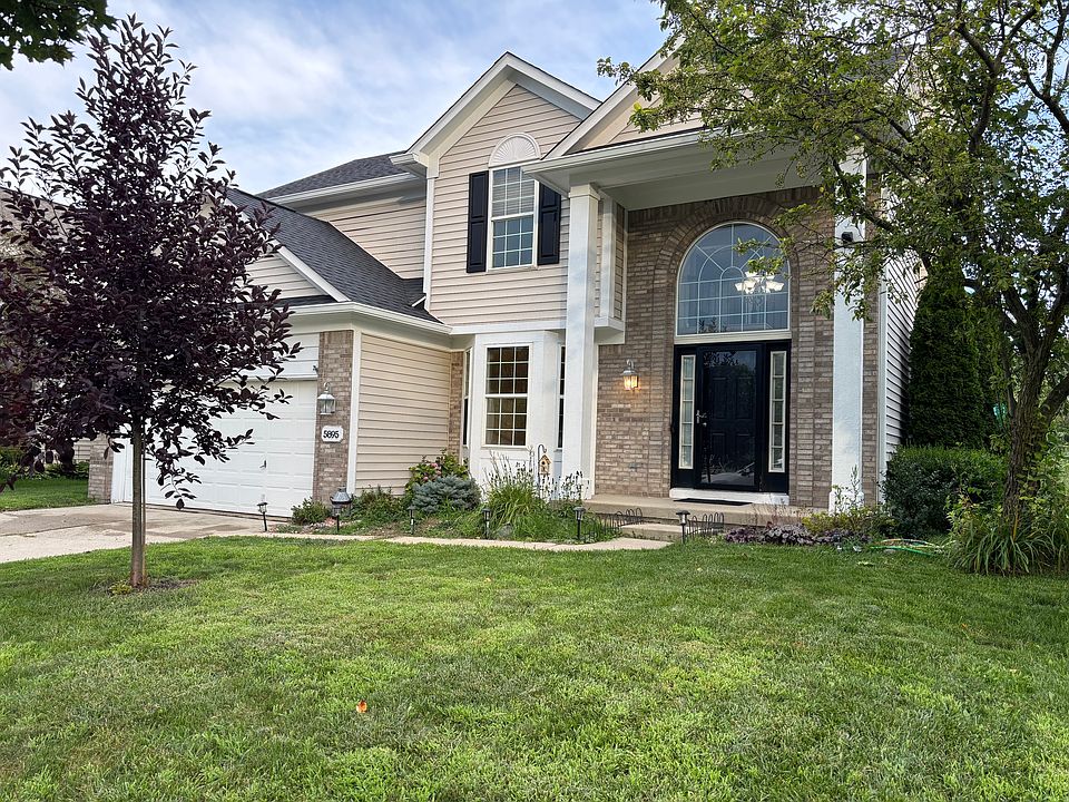 1st image of 5895 Mill Oak Dr
