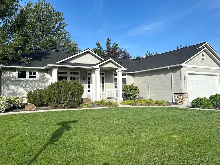 10485 N Bridle Way — Photo 3