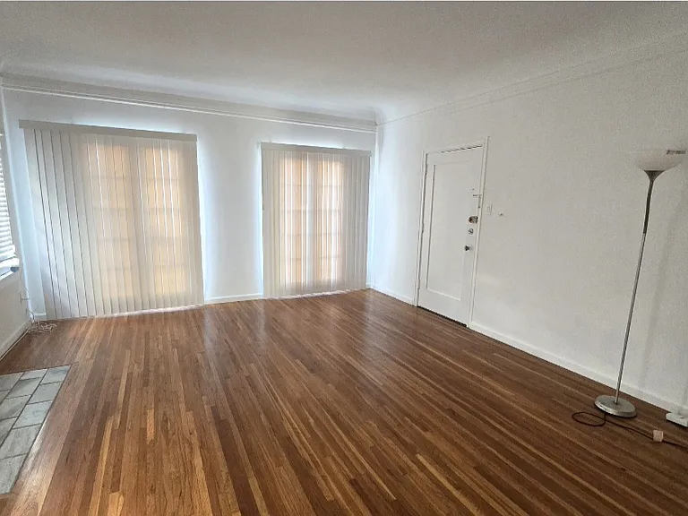 117 N Edgemont St #1 — Photo 1