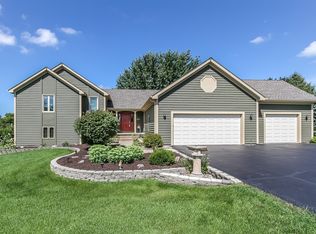 10945 Ernest Dr, Marengo, IL 60152