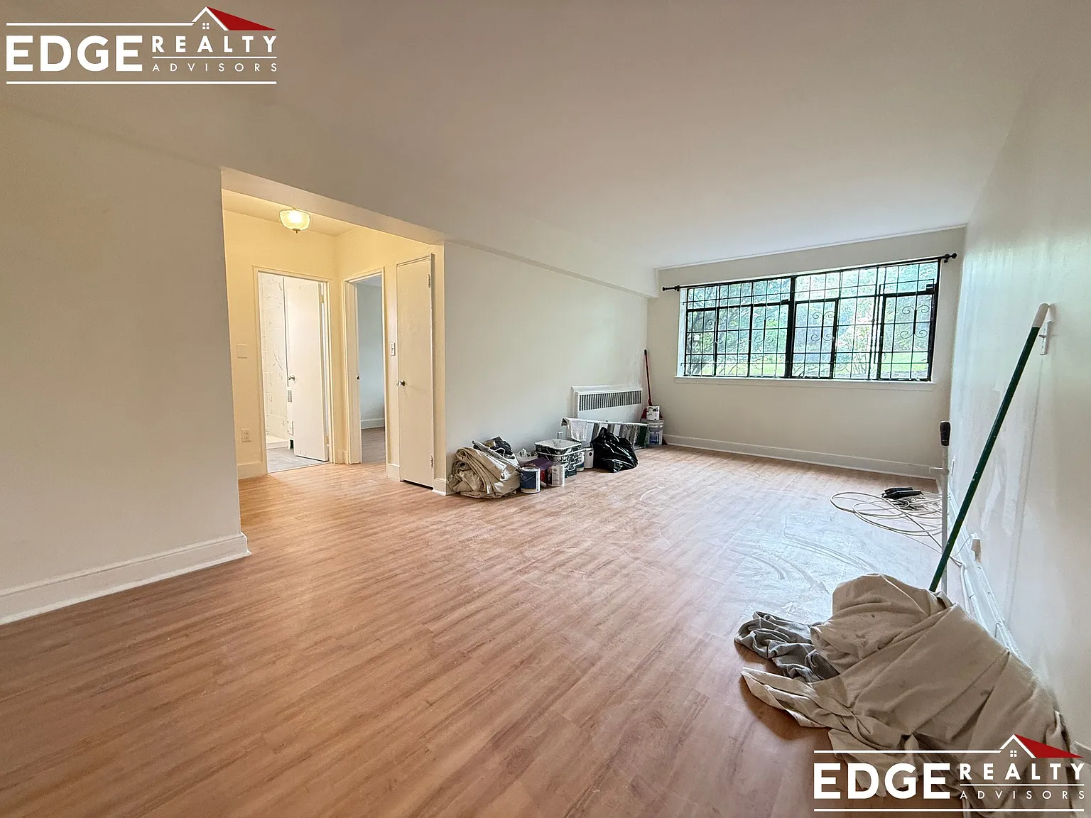 2 bed, 1.0 bath, $2,750 — Photo 2