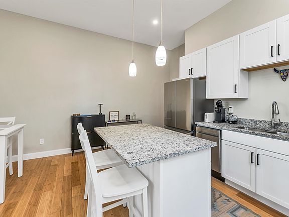 4th image of 12 Cross Street #201